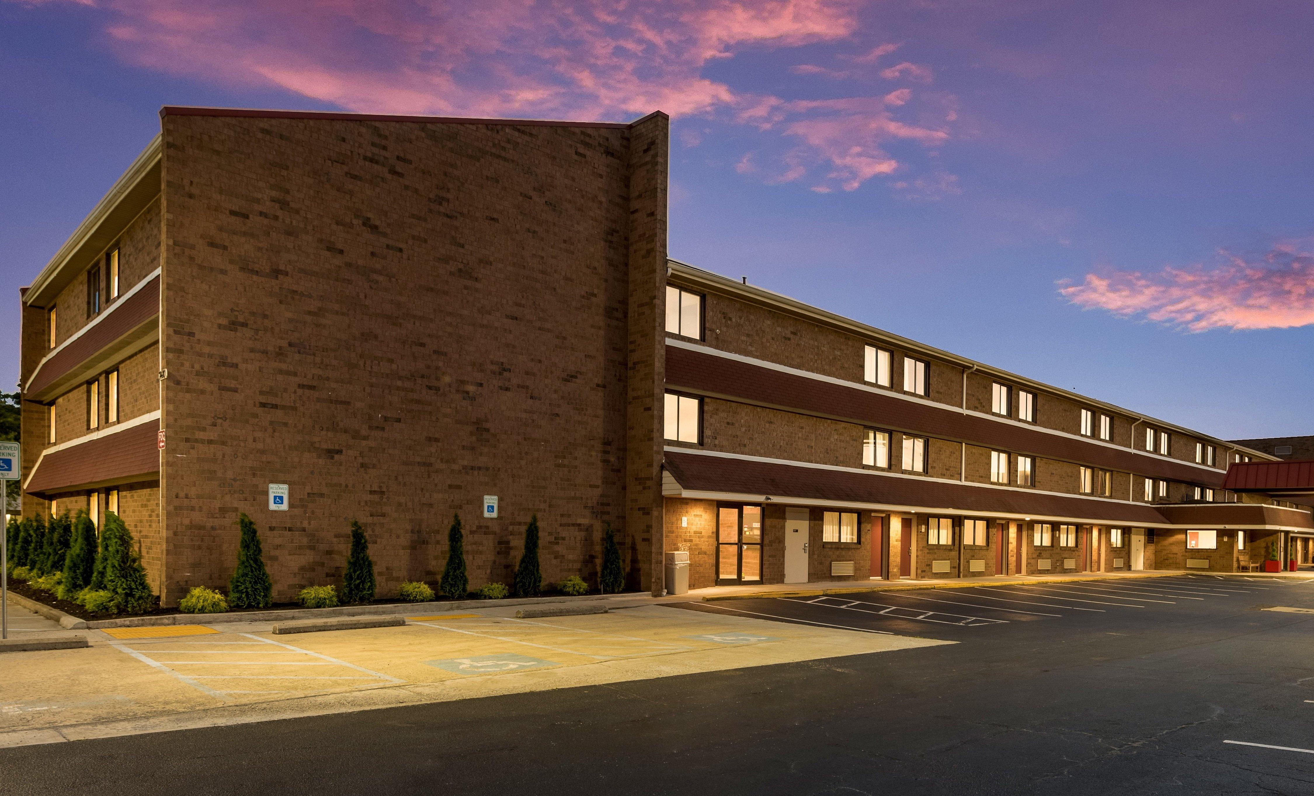 Red Roof Inn Plus+ Columbus - Worthington Eksteriør billede