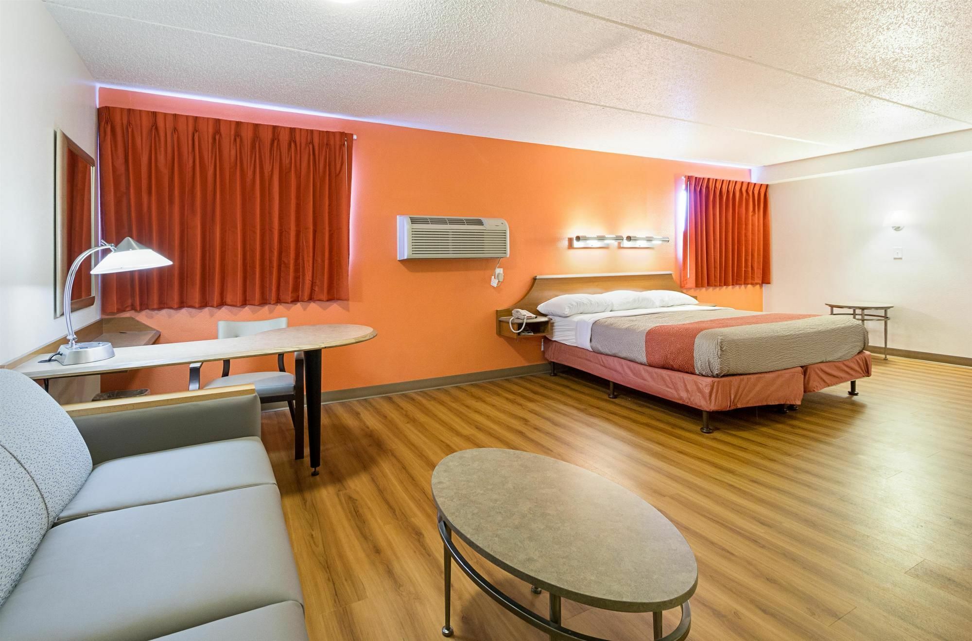 Red Roof Inn Plus+ Columbus - Worthington Eksteriør billede