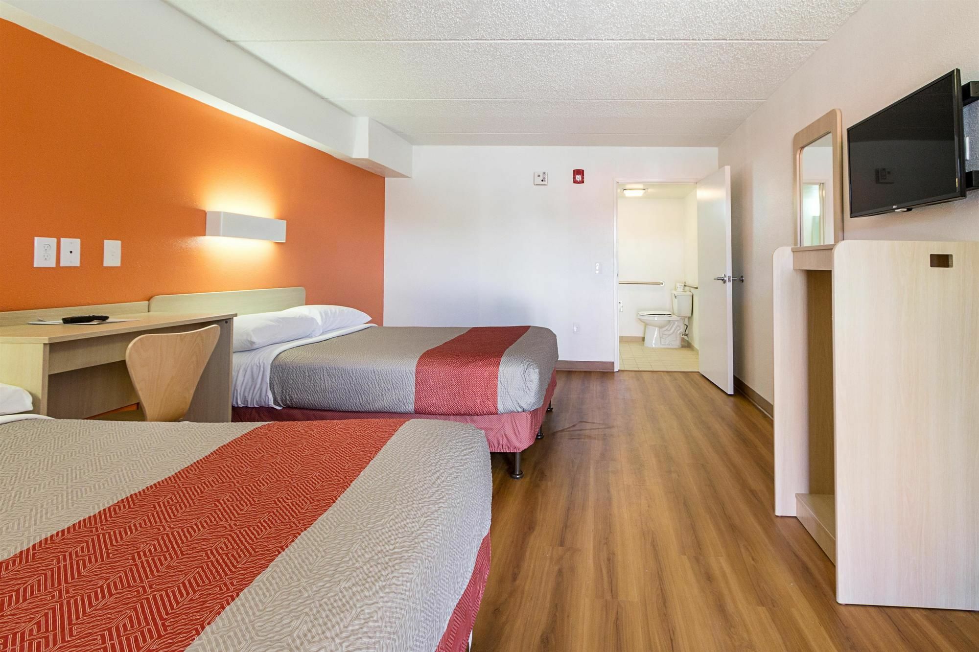 Red Roof Inn Plus+ Columbus - Worthington Eksteriør billede