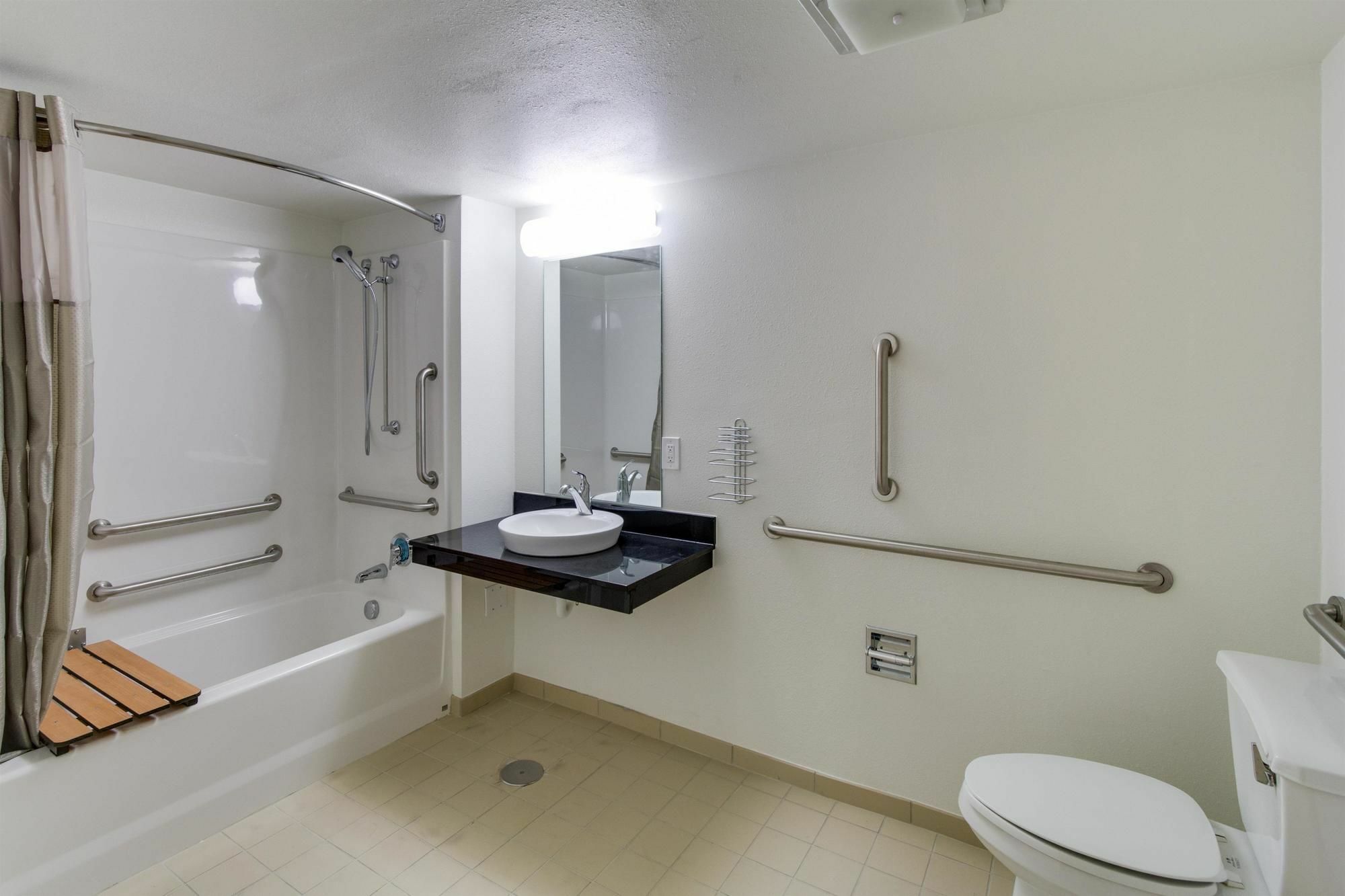 Red Roof Inn Plus+ Columbus - Worthington Eksteriør billede