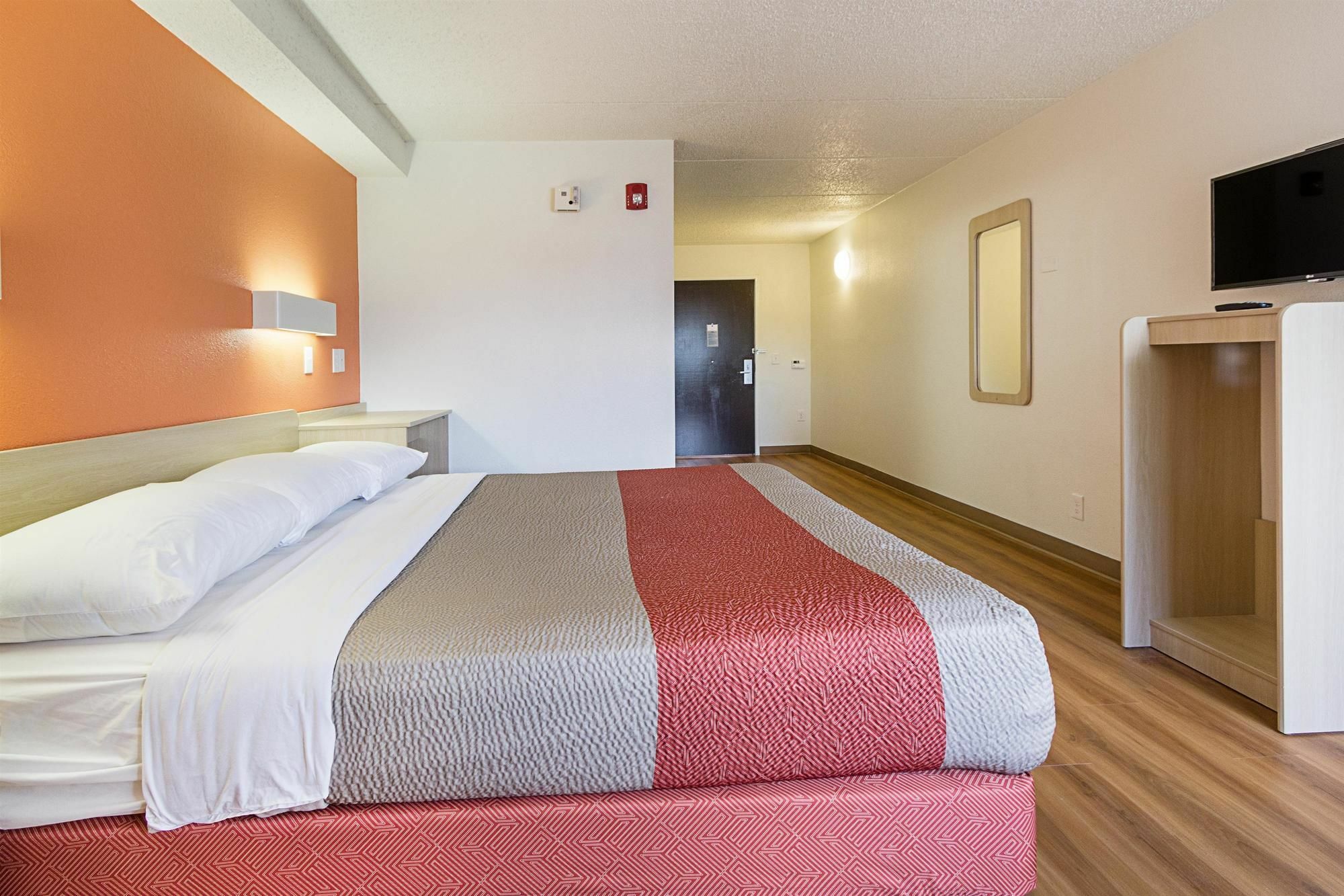 Red Roof Inn Plus+ Columbus - Worthington Eksteriør billede