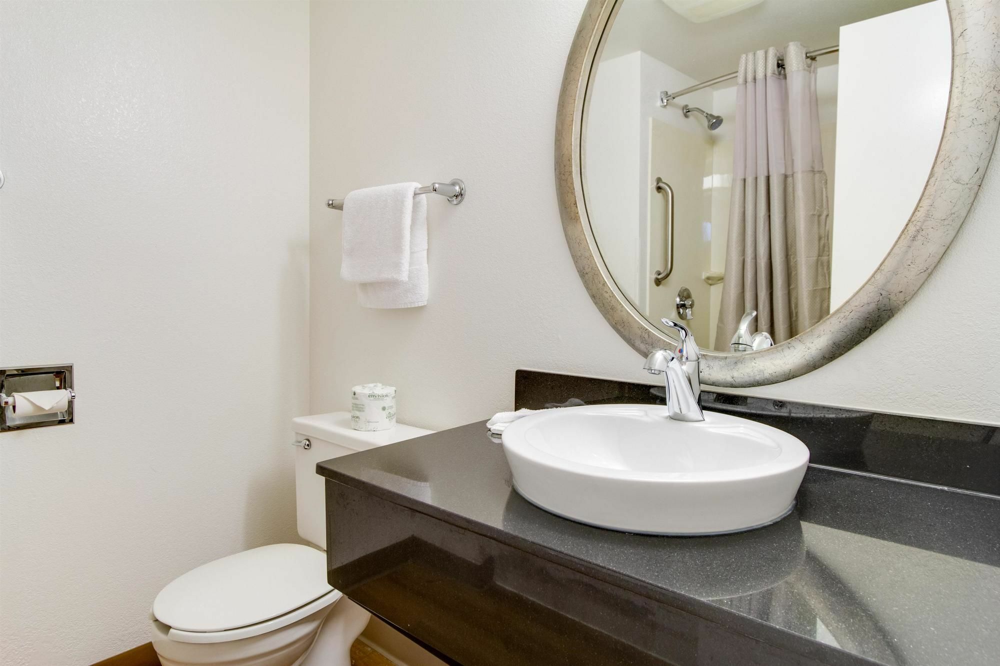 Red Roof Inn Plus+ Columbus - Worthington Eksteriør billede