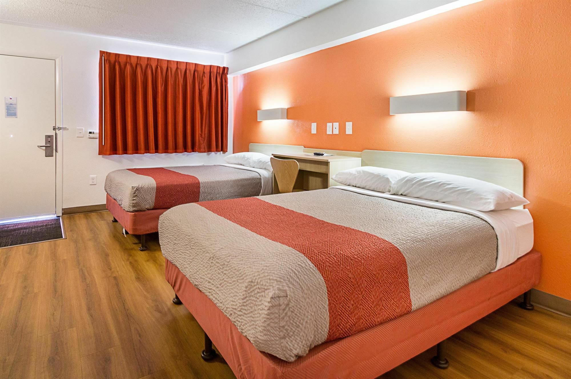 Red Roof Inn Plus+ Columbus - Worthington Eksteriør billede