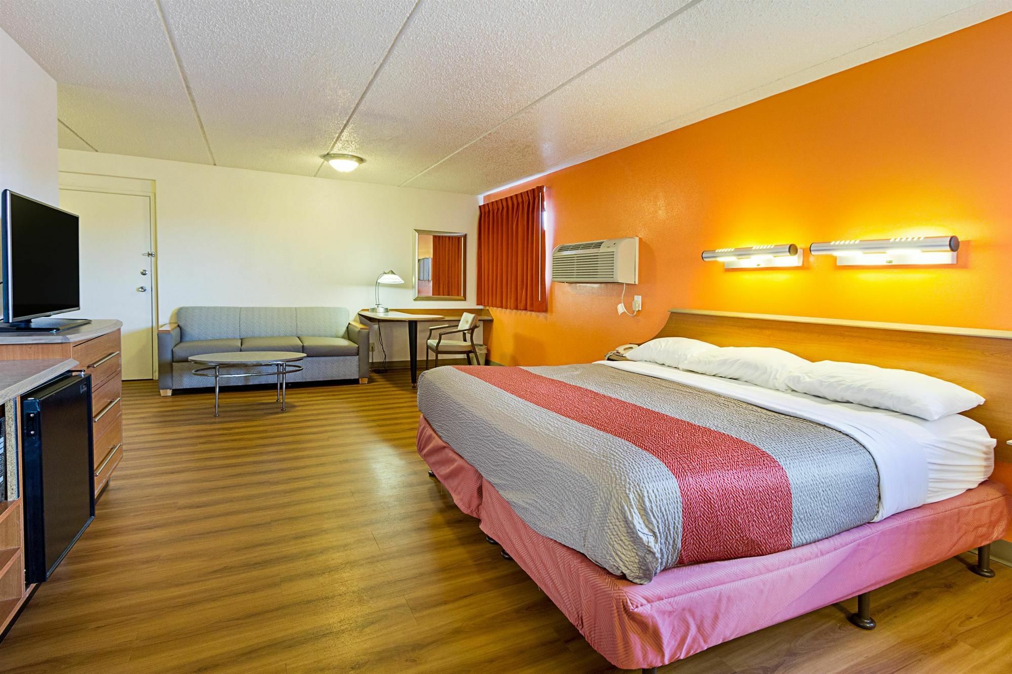 Red Roof Inn Plus+ Columbus - Worthington Eksteriør billede