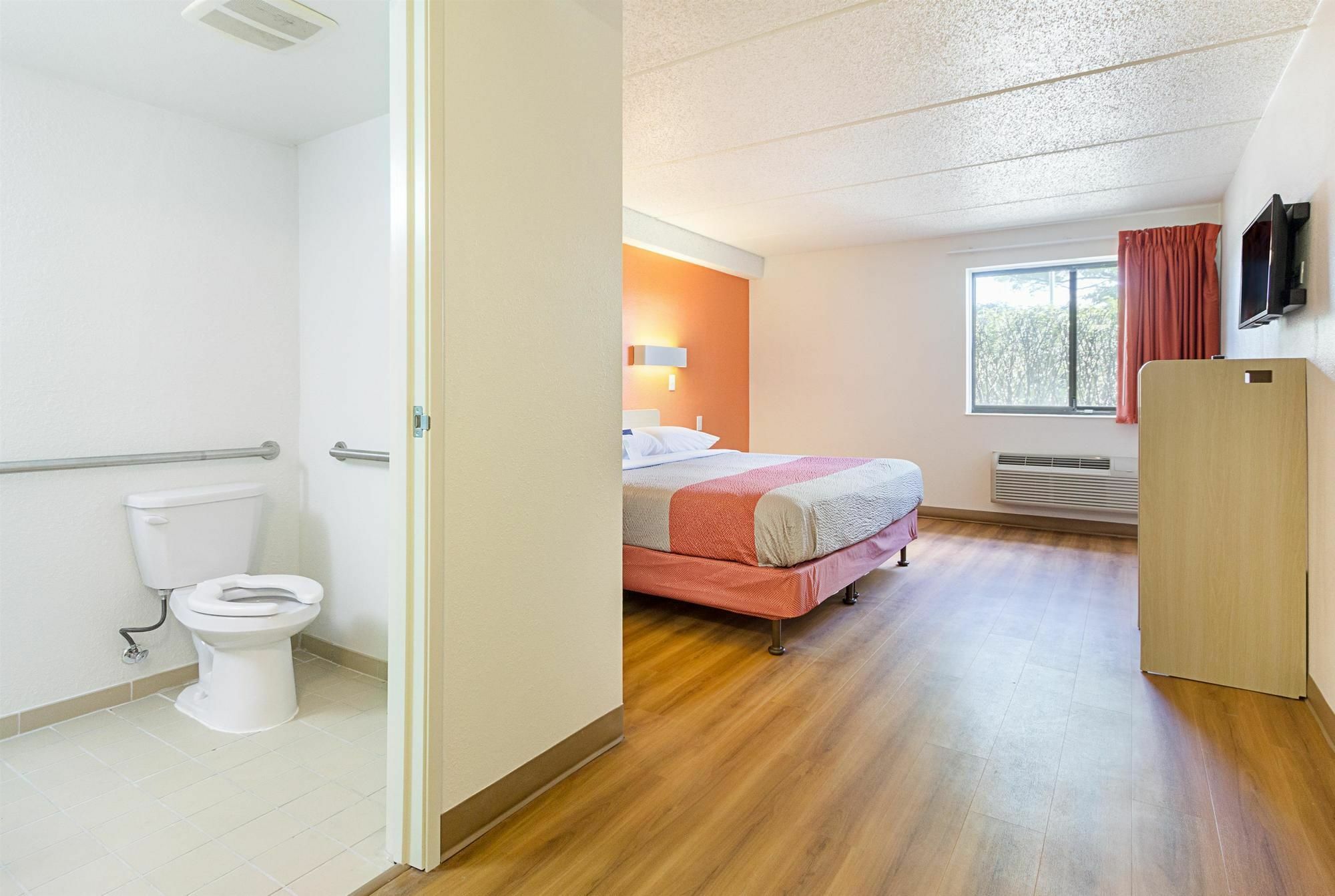 Red Roof Inn Plus+ Columbus - Worthington Eksteriør billede